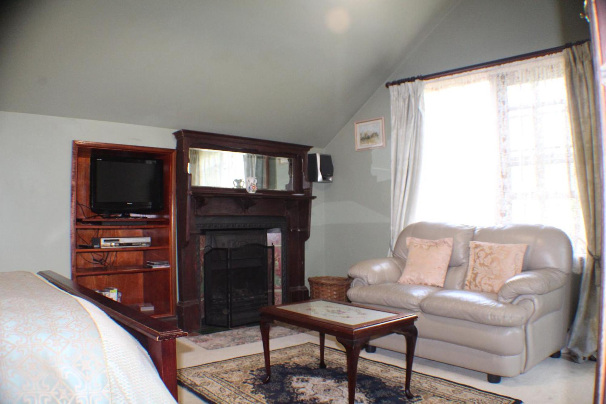 Storey Grange Springwood Pokój zdjęcie